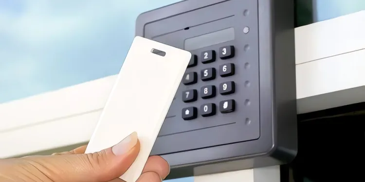<b> <p style="color:#003366;">Bagaimana cara membandingkan berbagai kredensial akses kontrol (Proximity, Mifare, Smartcard, dan kredensial seluler) ? </p></b>